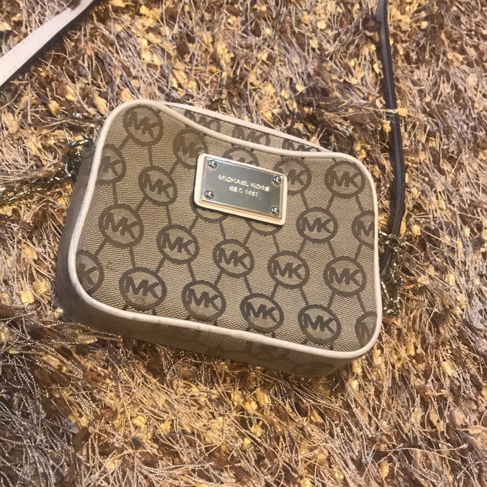 Michael Kors crossbody